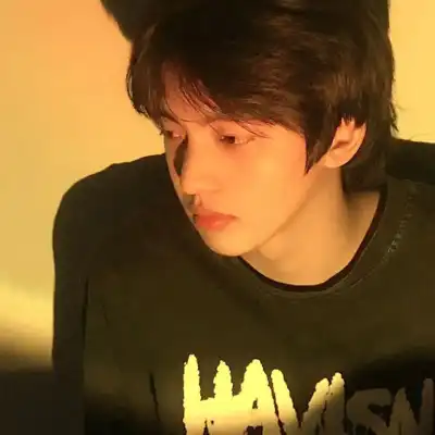 邱湛蓝